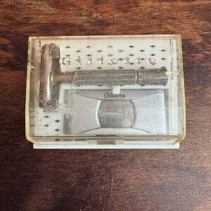 Vintage 1960s Gillette Flare Tip Super‎ Speed G1 Safety Razor & Case Platinum